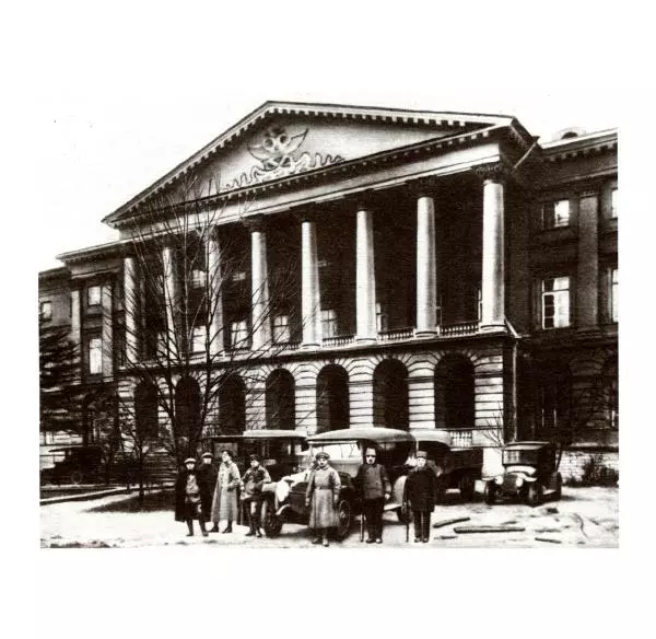 Аграфена Великанова - Ленин в Смольном - Страница № 22