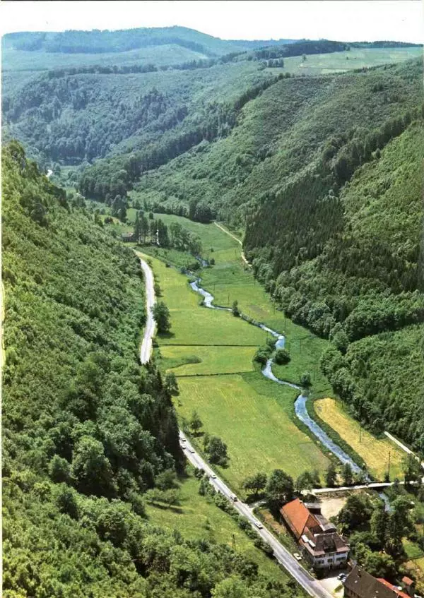 Эрнст Бауэр - Чудеса Земли - Страница № 8