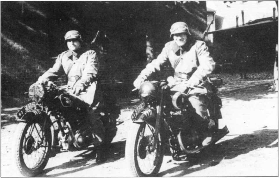 Мотоциклы Вермахта. Военное фото. Иллюстрация 64